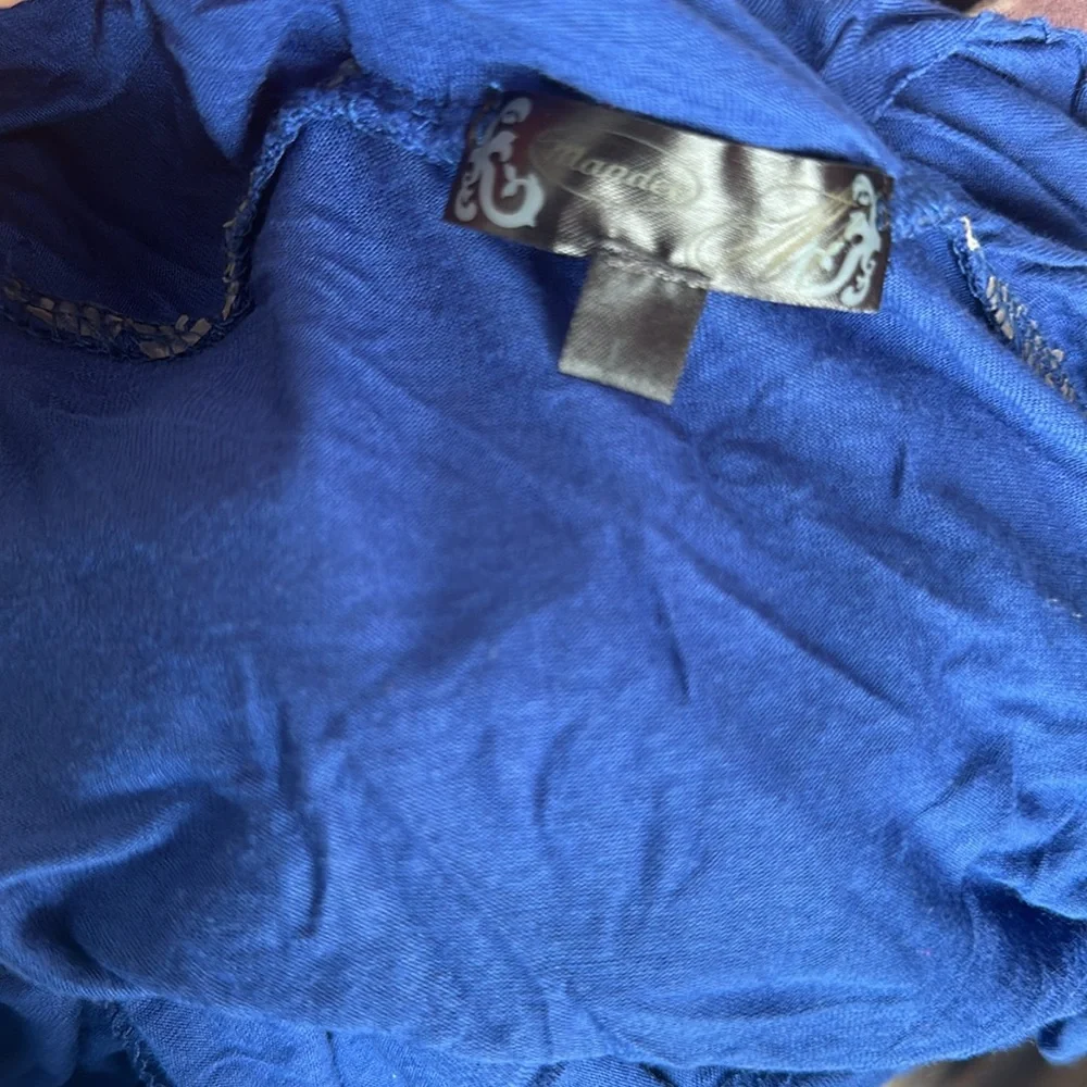 Blue top - Picture 4 of 4